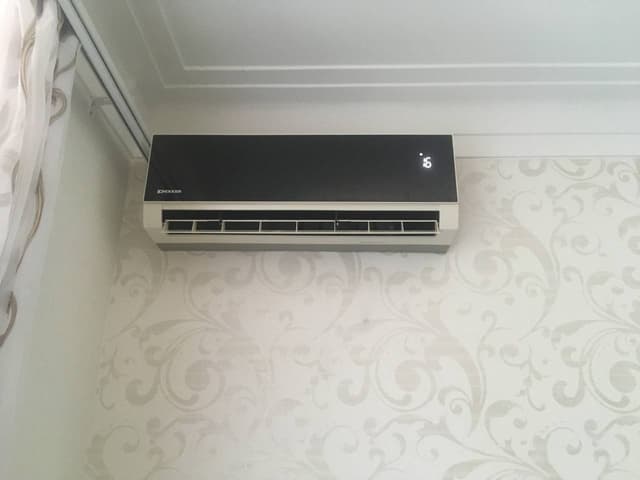 Встановлення кондиціонерів Dekker в приватному будинку